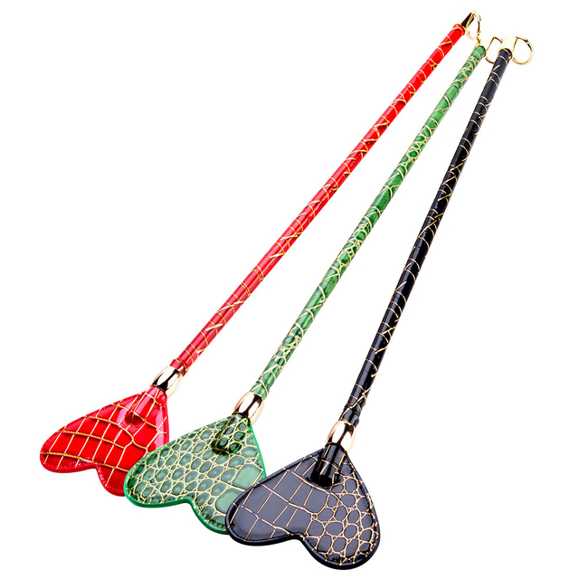 패들 부드러운 가죽 하트 사랑 채찍 페티쉬 섹스 토이 PU 채찍 Flogger 제품