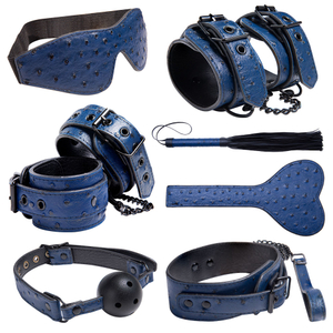 Ultieme onderdompeling met full body bondagepak en SM Kit-collectie voor het verkennen van de krachtdynamiek