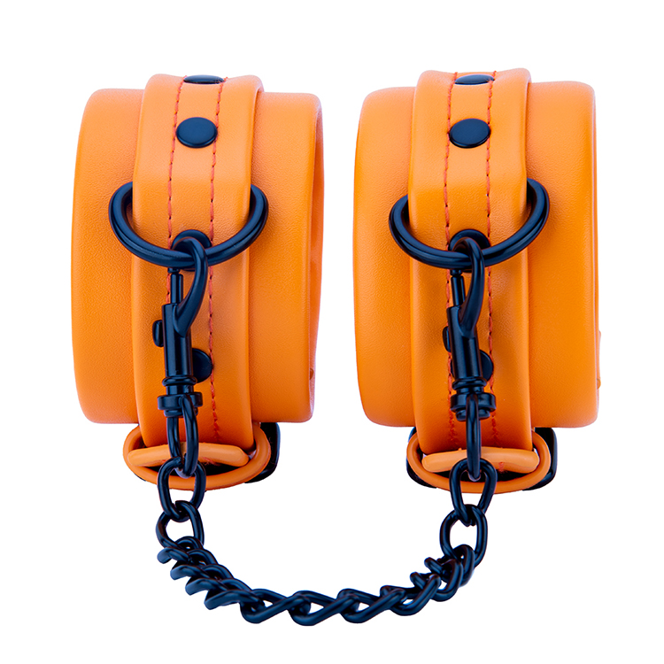BDSM PU レザー手錠大人の SM ボンデージプレイのためのプロフェッショナル拘束おもちゃ