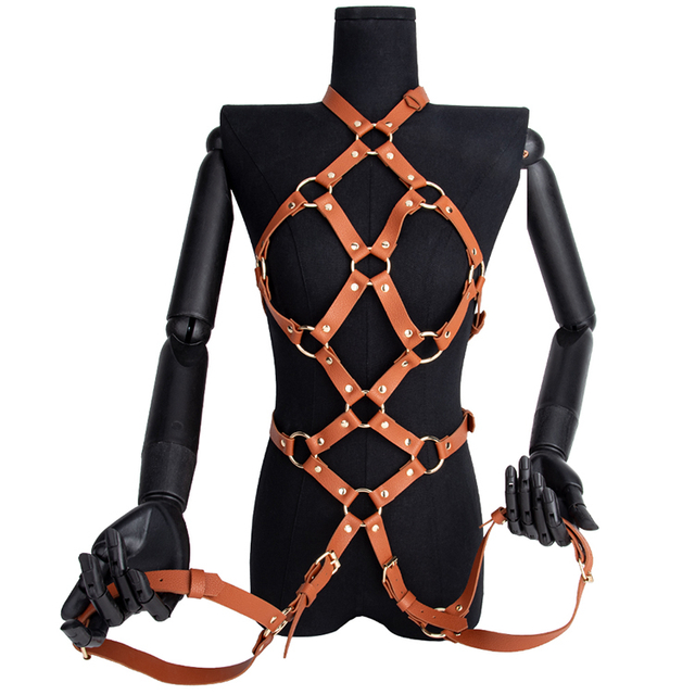 Set bondage marrone per giochi di ruolo fetish su misura per bondage al seno e rappresentazione fantasy schiava SM