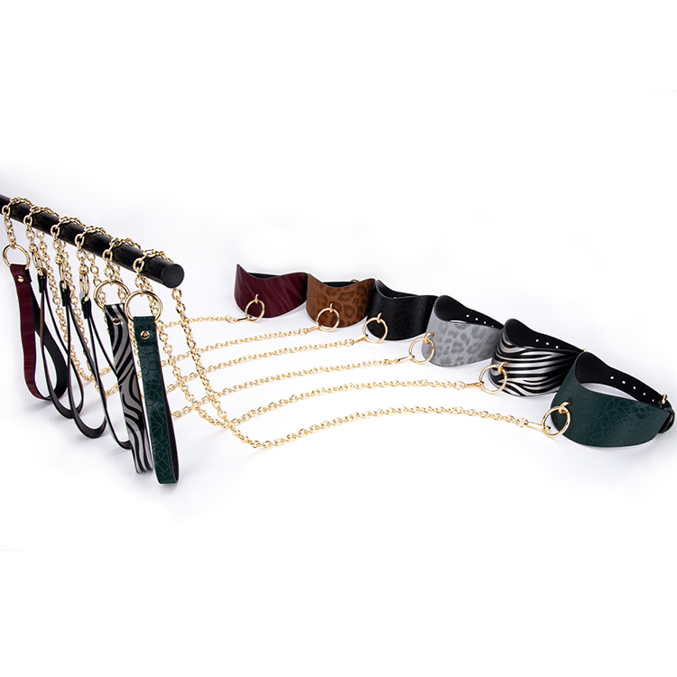 Royal Design PU-lederen SM-halsband met voering van neopreen en metalen kettingriem Zachte BDSM-bondageuitrusting voor slavenrollenspel